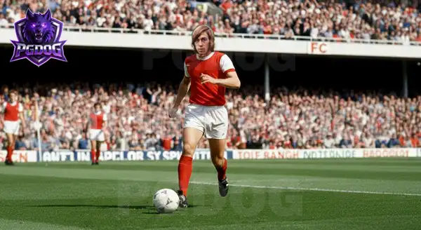 Charlie George มีฉายาว่าอะไร